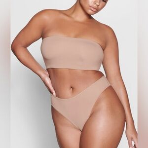 SKIMS Fits Everybody Bandeau - NWT - Color Sienna - Size XXS